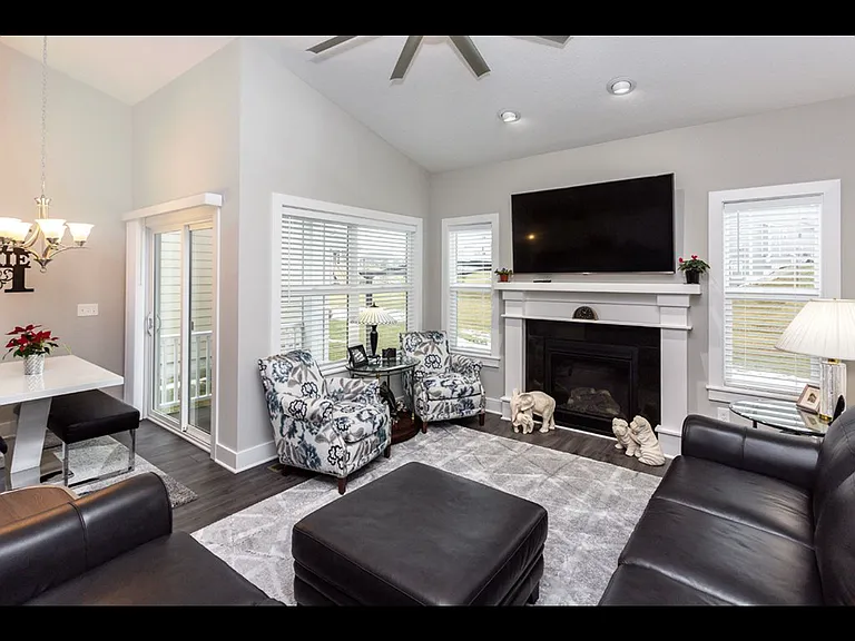 2714 NW 164th Ln — Photo 4