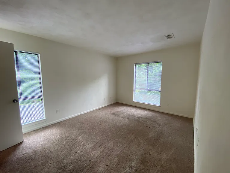 Princeton Circle West Apartments — Photo 125