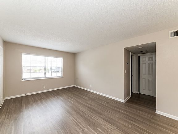 5th image of 4507 9th St W APT A3