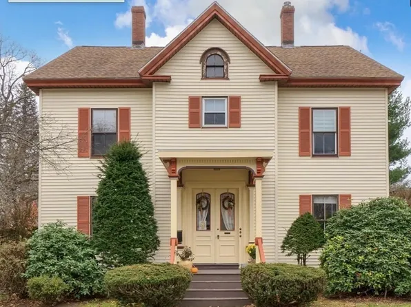 23 Summer St #3, Andover, MA 01810