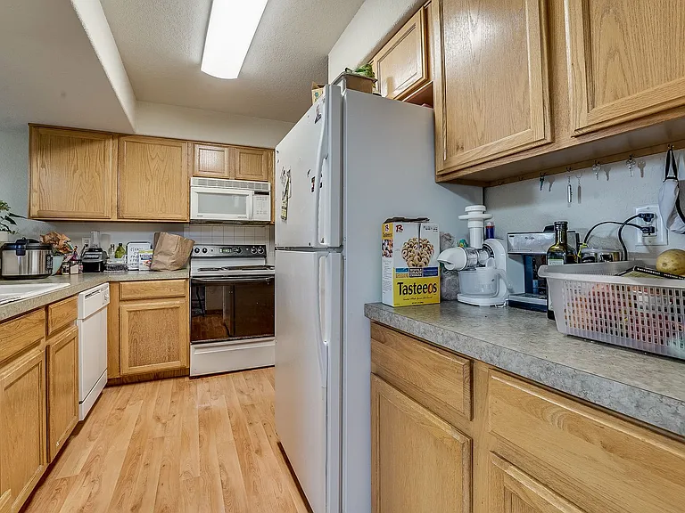 1067 Tierra Ln #C6 — Photo 8