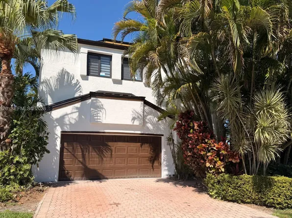 1600 SW 157th Ave, Pembroke Pines, FL 33027