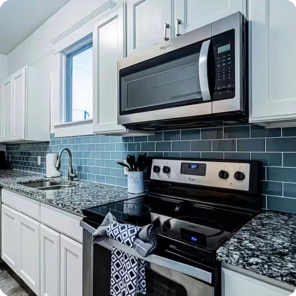 2 bed, 1050 sqft, $1,975 — Photo 2