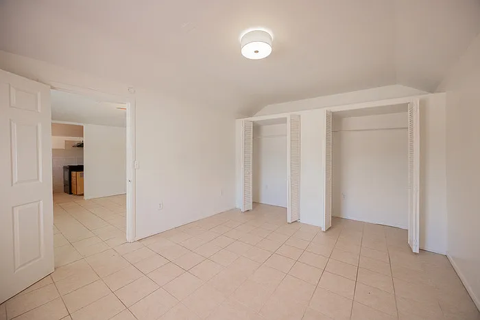 610 N 9th St #4 — Photo 12