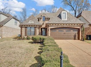 415 Garden Springs Dr, Oakland, TN 38060
