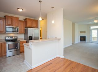 62 Windgate Cir #204, Fishersville, VA