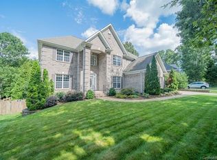 8808 Nellie Ln, Waxhaw, NC 28173