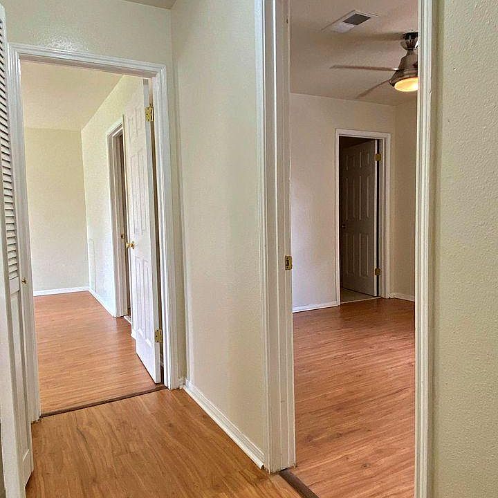 1st image of 332 S 2nd St #332