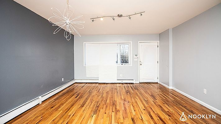 1st image of 968A Myrtle Ave APT 2