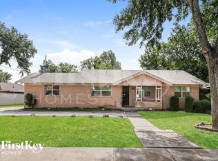 5712 S Marsalis Ave, Dallas, TX 75241