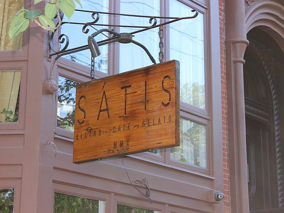 5th image of 99 Sussex St APT 3A
