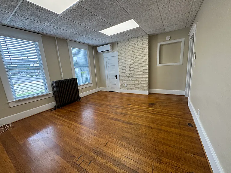 901 S College Ave — Photo 21