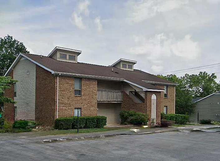 105 Bybee Dr Unit D3 — Photo 2