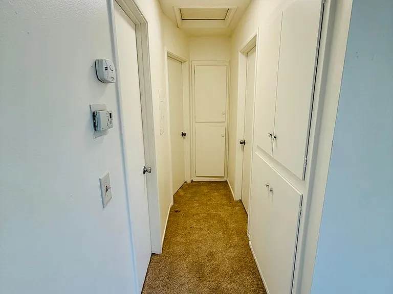 203 W Benjamin Holt Dr — Photo 24
