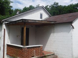 165 Toledo St, Bluefield, VA 24605