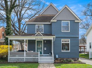 33705 Oakland St, Farmington, MI