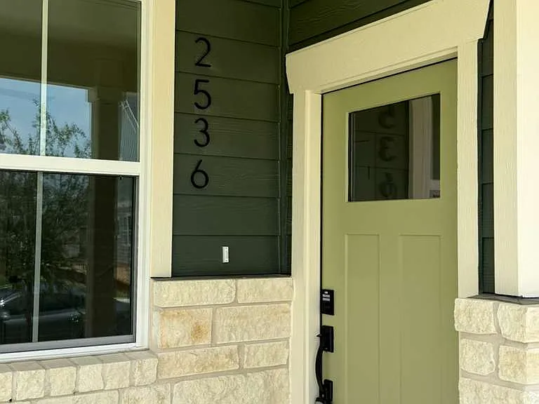 2536 Violet Theo Ln — Photo 4