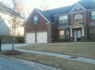 8068 Heathmore Dr, Fairburn, GA 30213