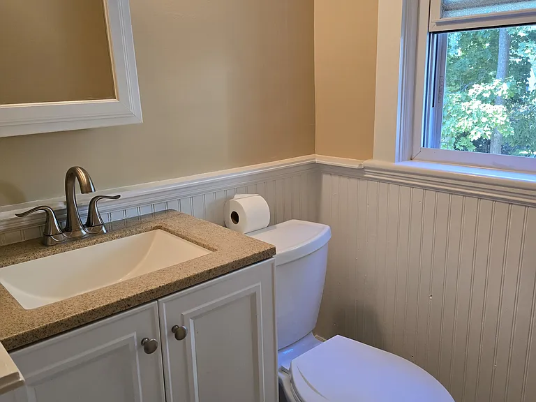 542 Doremus Ave #1 — Photo 12