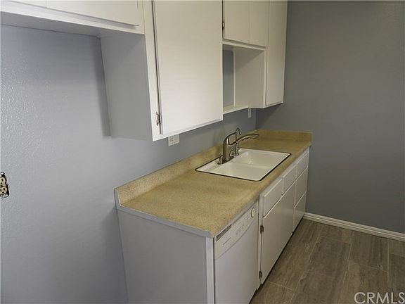 5th image of 315 E Taft Ave #4