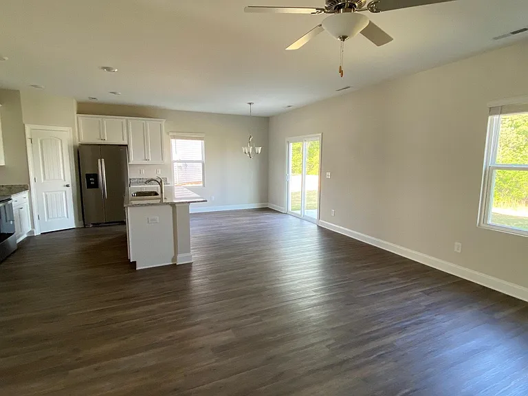 620 Access Dr — Photo 5