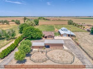 725 E Stuhr Rd, Newman, CA 95360