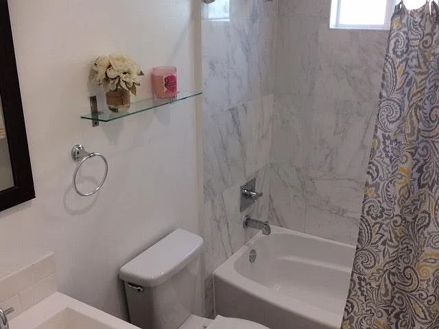 1360 Meadowbrook Ave — Photo 38