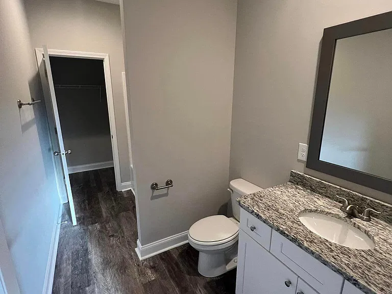 699 Love Springs Rd #B — Photo 4