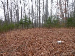 2716AC Arrowhead Rd, Moss, TN 38575