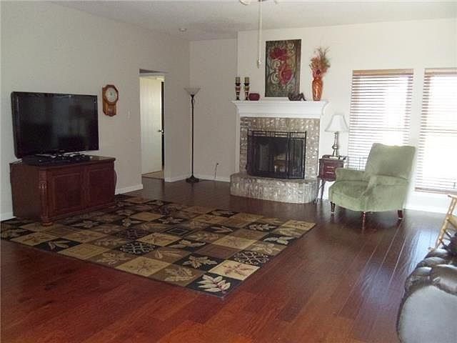 1st image of 2912 Braford Dr