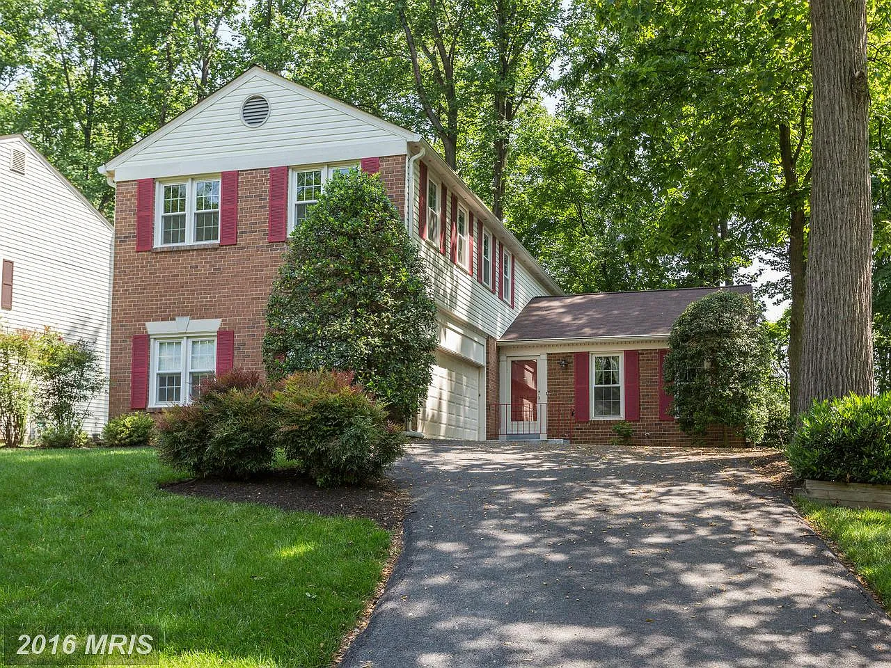426 Watts Branch Pkwy photo 1