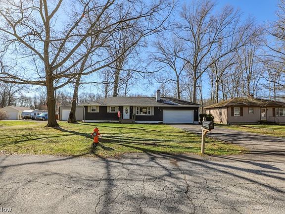 5th image of 17997 Hillcrest Dr