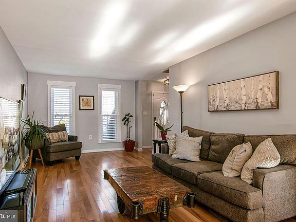 4th image of 6518 Gildar St