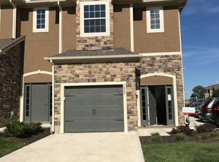7862 W 158th Ct, Overland Park, KS 66223