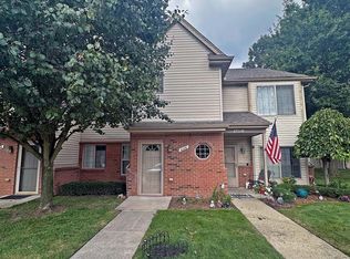 41051 Rose Ln, Clinton Township, MI 48036