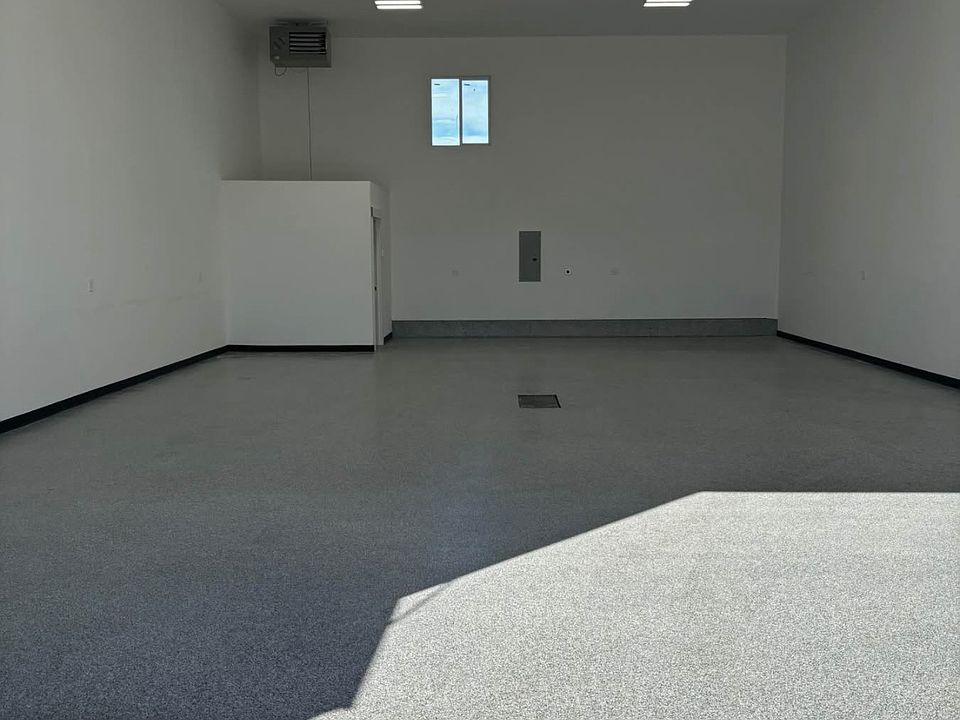 Building Photo 3