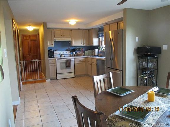 Kitchen Dining Room Area