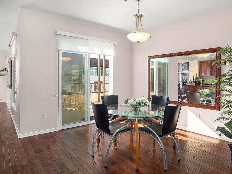 301 Mission Ave #605 — Photo 17