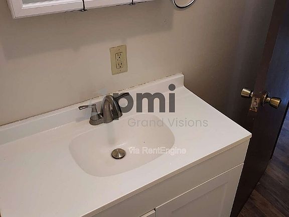 4th image of 333 Southland Dr Unit 13