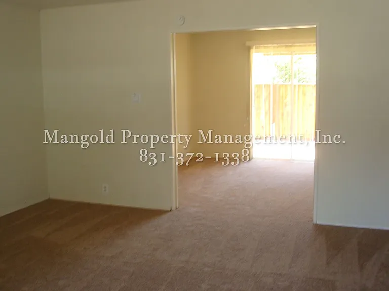 1256 Lowell St — Photo 4