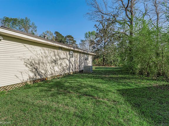 3rd image of 251 Tom Murphy Rd