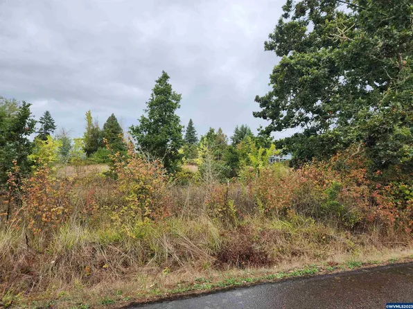 2283 Barker Ct NE, Albany, OR 97321