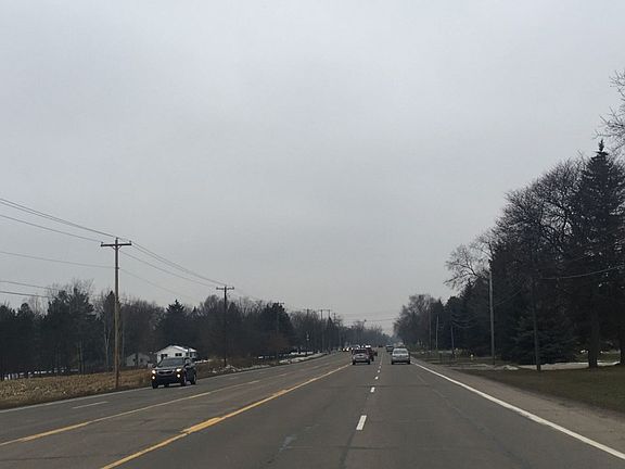 3rd image of 7765 E Saginaw Hwy
