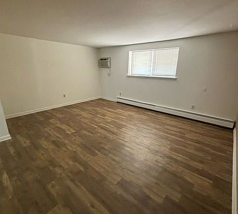 3rd image of 3 Losson Garden Dr APT 5