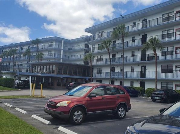 9235 SW 8th St APT 311
