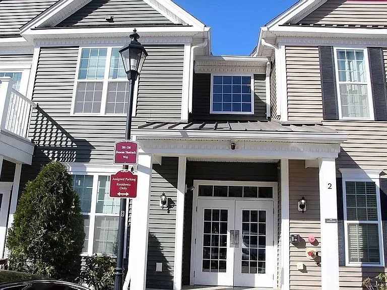 2 Deacon Shattuck Way #209 — Photo 2
