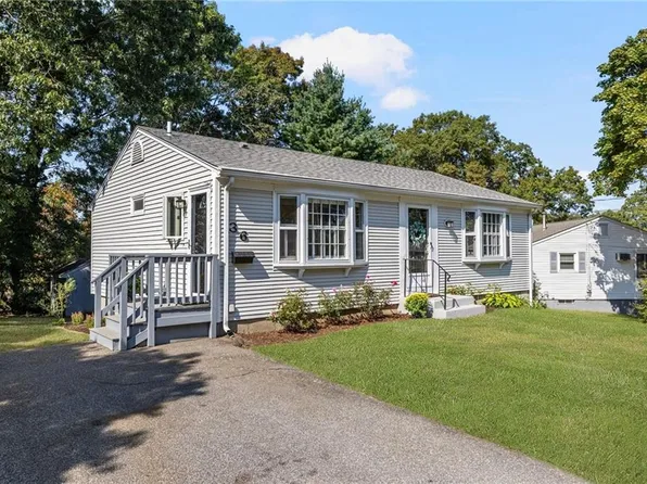 36 Wesleyan Ave, Coventry, RI 02816