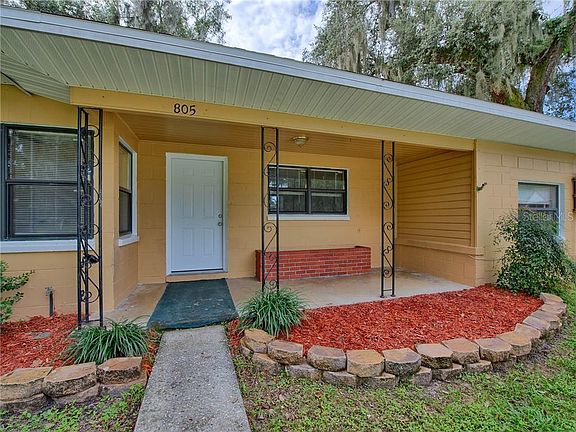 4th image of 805 Oak Dr