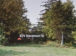 829 N Stevenson St, Flint, MI 48504