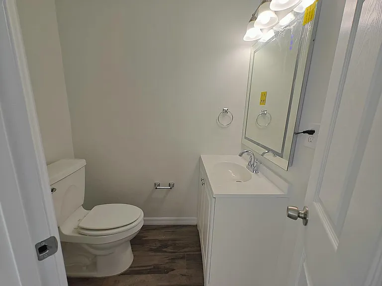 1612 Northumberland Ave — Photo 24